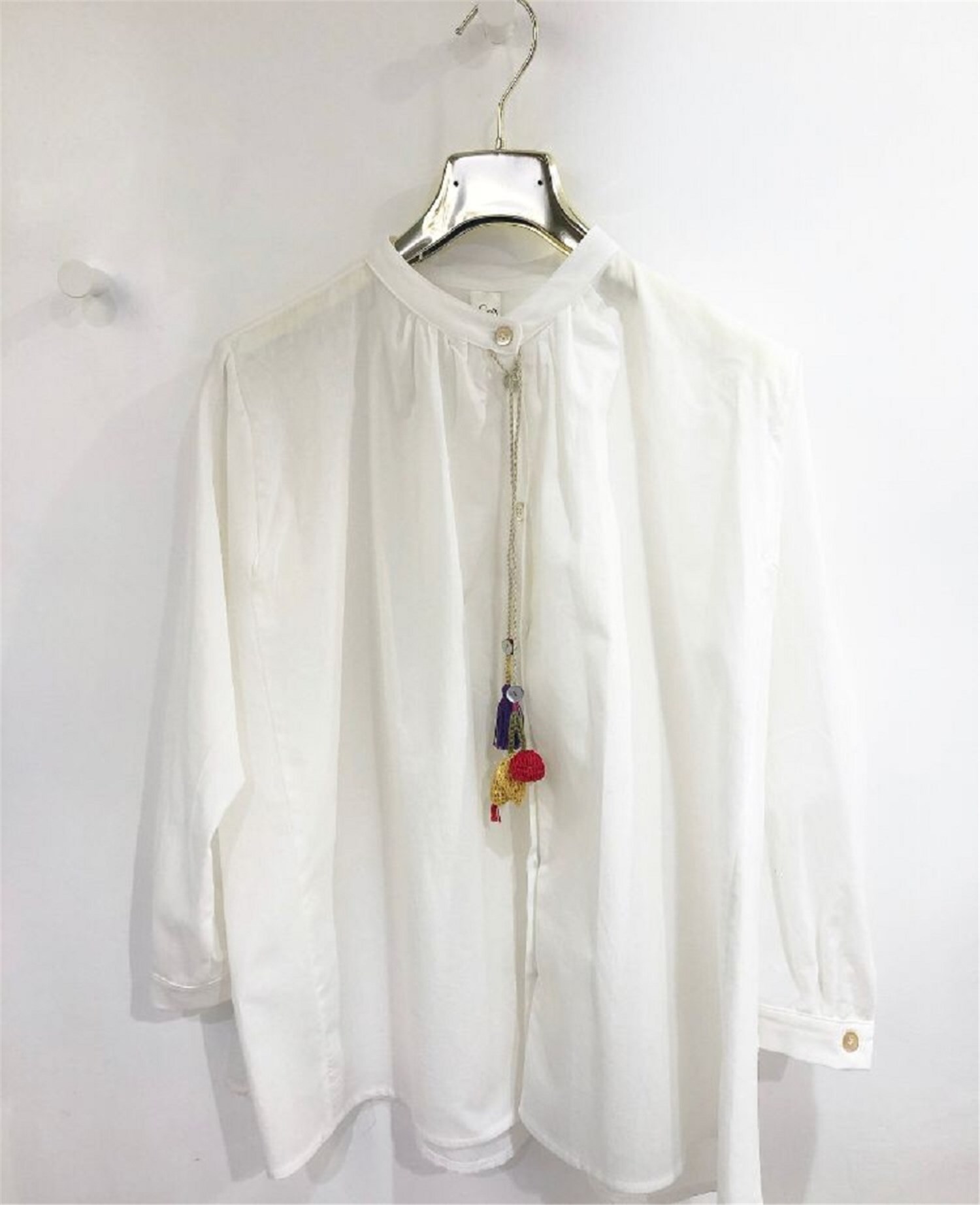 Souvenir C29P0255 White Clothing Child 